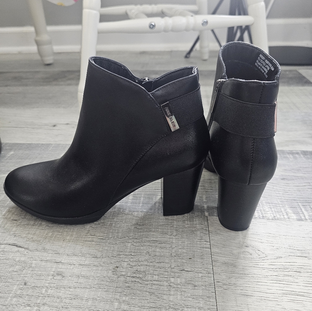 Anne Klein Women's Black Ankle Boots